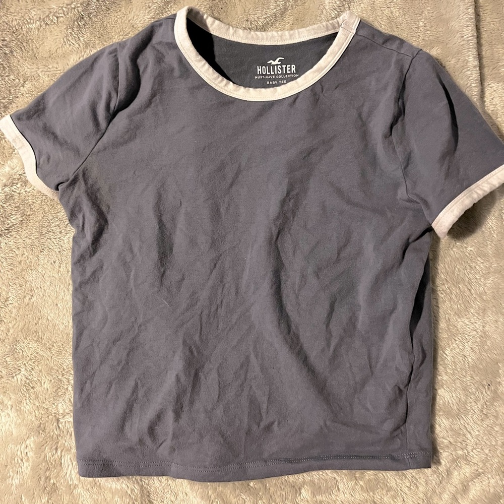 Hollister baby tee